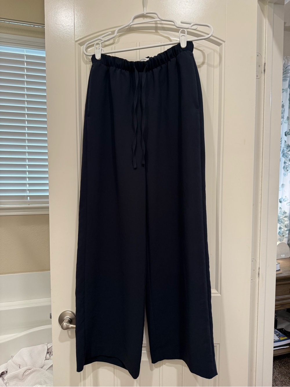 Aritzia - The Lodge Pant™ - Crepette™